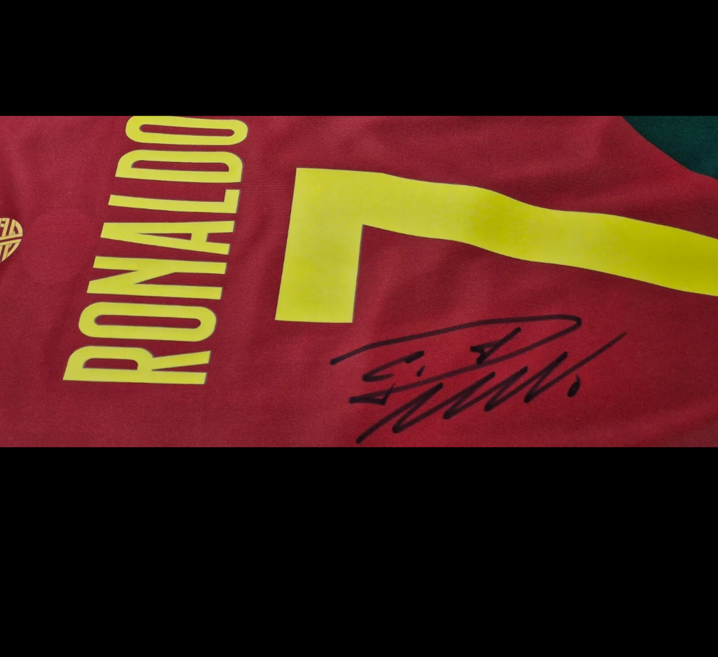 CR7 Cristiano Ronaldo Portugal t shirt with signature