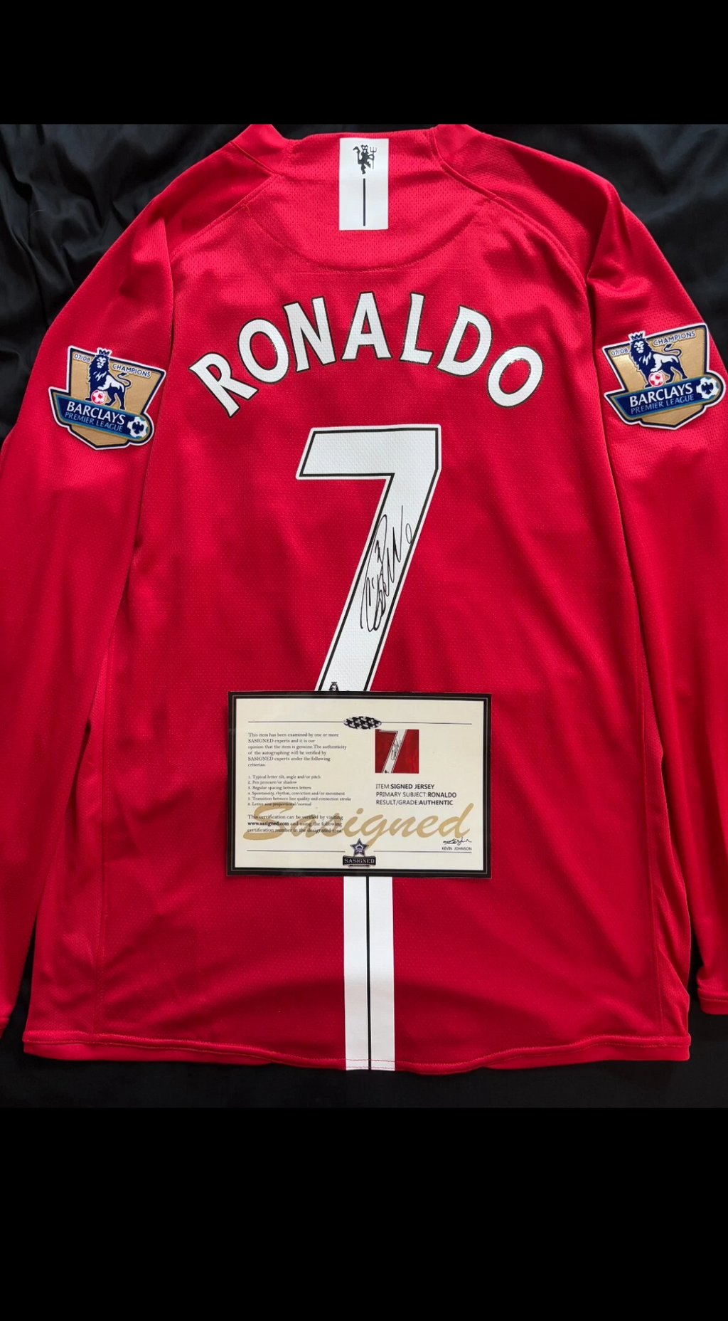 CR7 man united shirt with signature