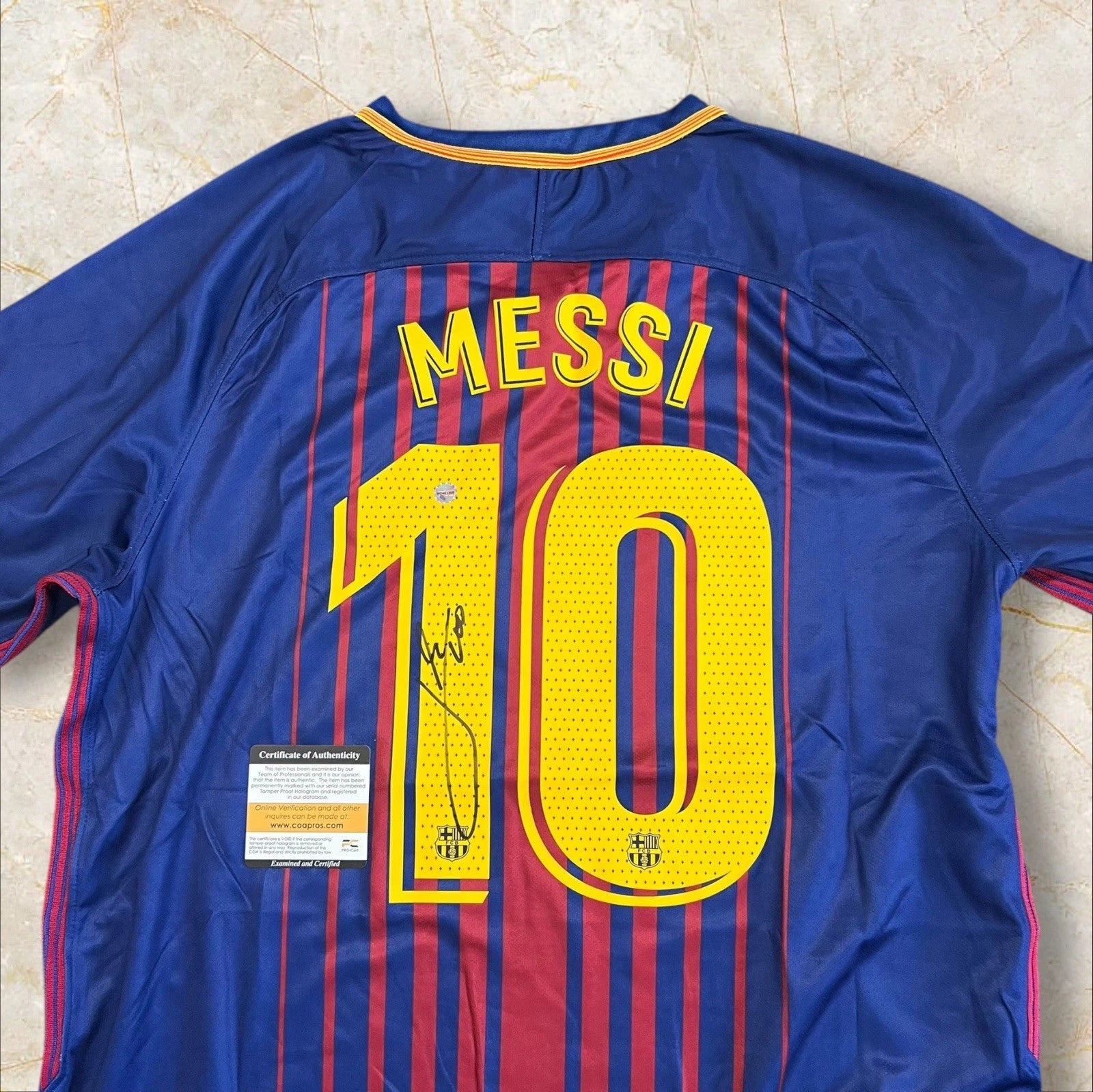 Lionel Messi Signed Barcelona With signature 1of1
